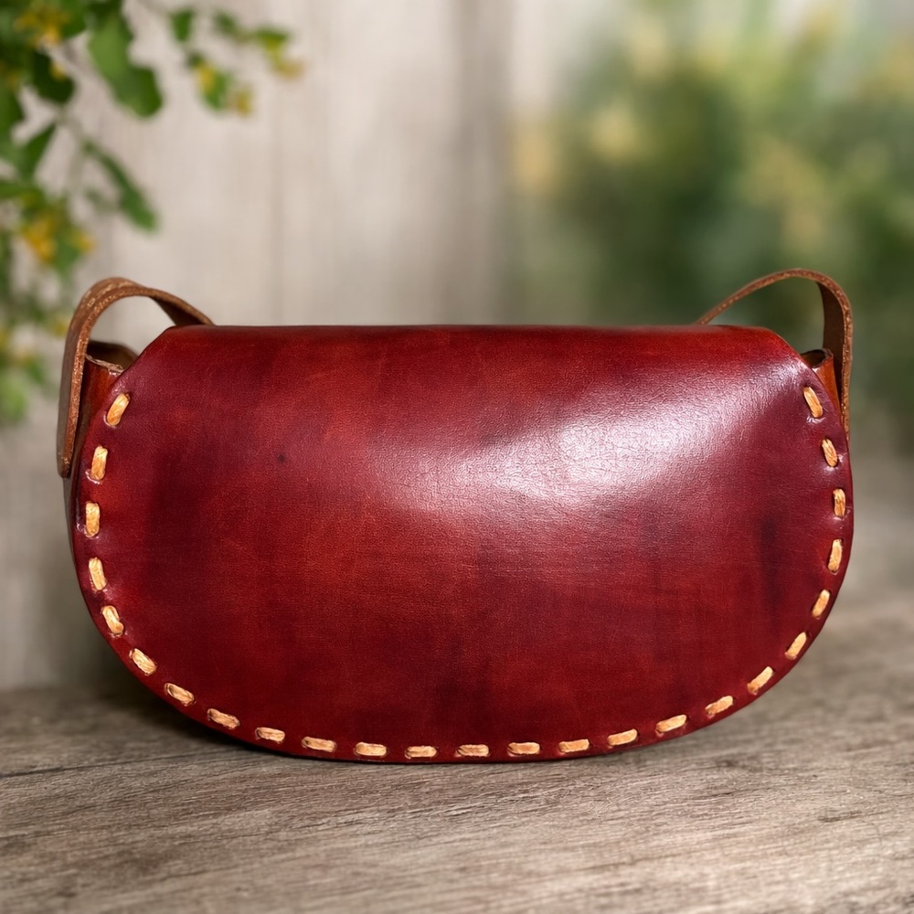ONE OF A KIND Vintage 70s Hand-Tooled Leather Saddle Bag | Boho Floral Crossbody - Picture 6 of 15